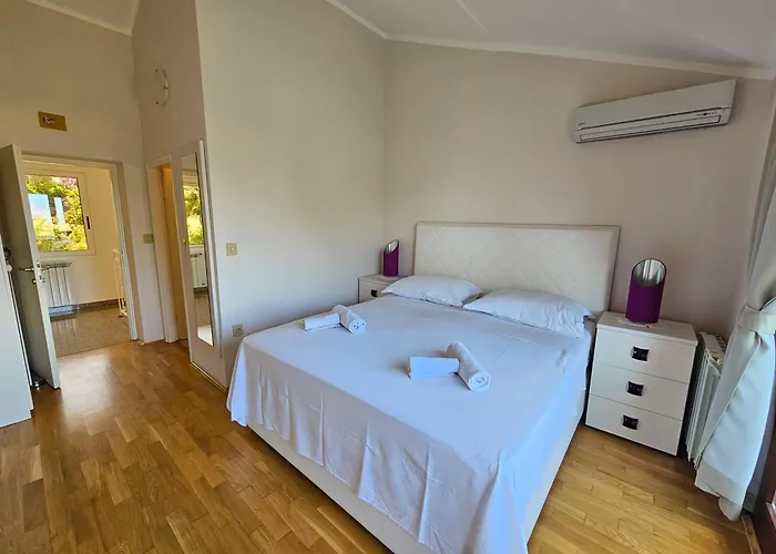 Tanja 3*